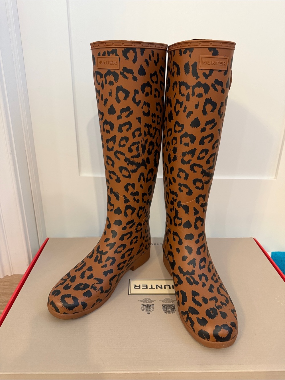 Hunter Leopard-Print Tall Rain Boots - Tan & Black